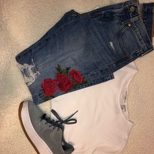 Embroidered Levi 501 min jeans